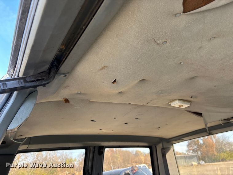 image for item ED2385 1990 Chevrolet Astro Van van