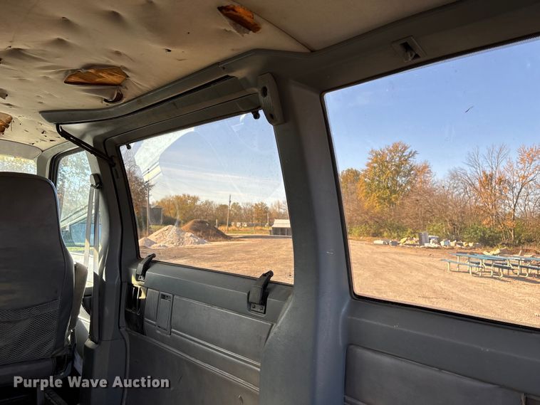 image for item ED2385 1990 Chevrolet Astro Van van