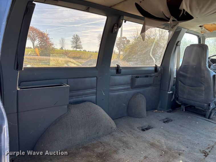 image for item ED2385 1990 Chevrolet Astro Van van