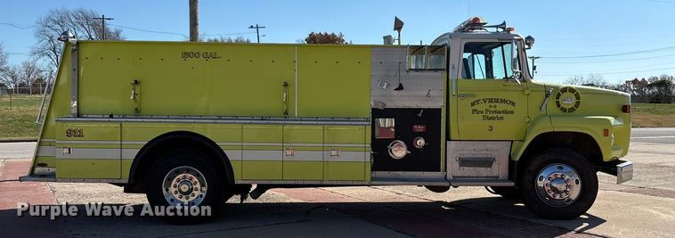 image for item ED2396 1977 Ford 9000 pumper fire truck