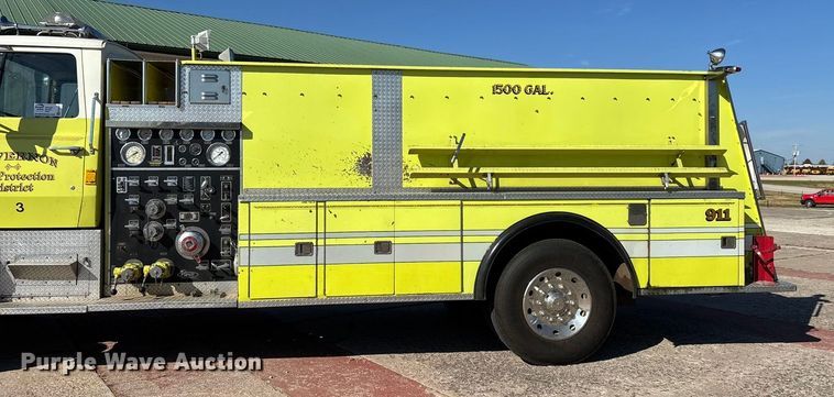 image for item ED2396 1977 Ford 9000 pumper fire truck