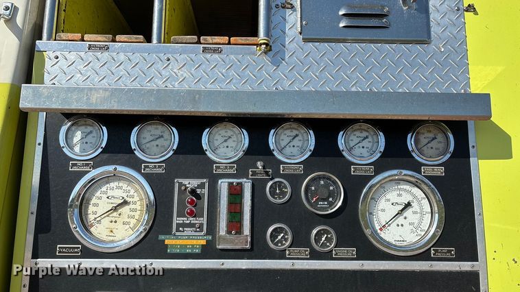 image for item ED2396 1977 Ford 9000 pumper fire truck