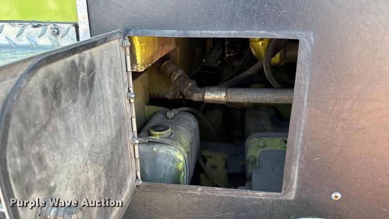 image for item ED2396 1977 Ford 9000 pumper fire truck