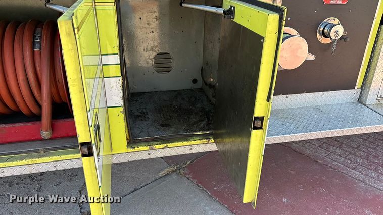 image for item ED2396 1977 Ford 9000 pumper fire truck