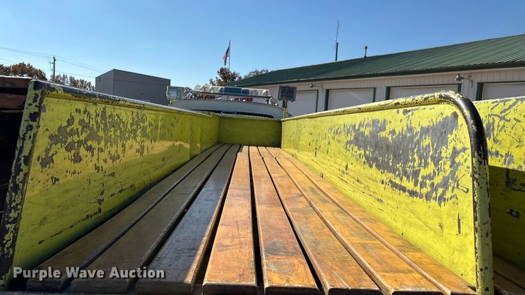 image for item ED2396 1977 Ford 9000 pumper fire truck