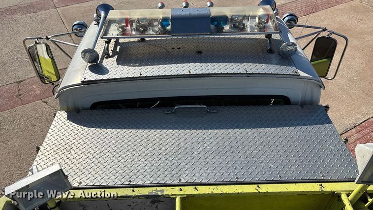 image for item ED2396 1977 Ford 9000 pumper fire truck