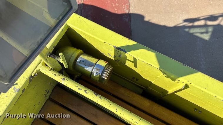 image for item ED2396 1977 Ford 9000 pumper fire truck