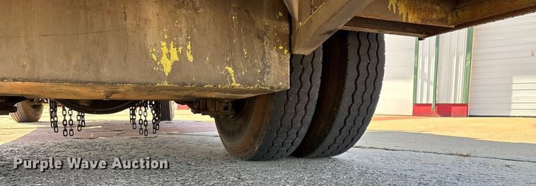 image for item ED2396 1977 Ford 9000 pumper fire truck