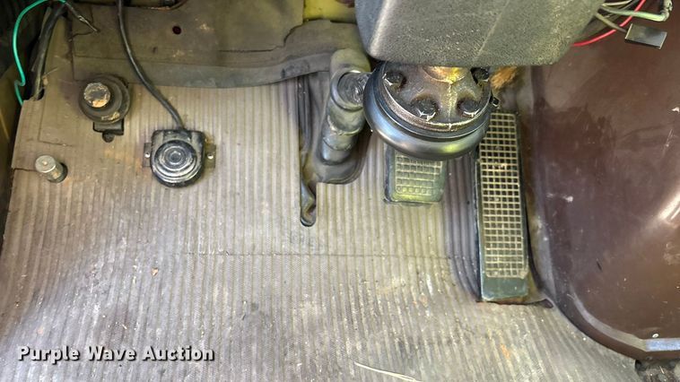 image for item ED2396 1977 Ford 9000 pumper fire truck