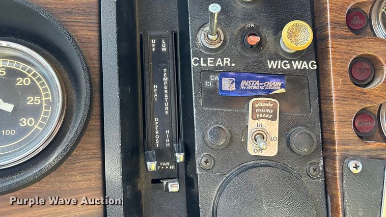 image for item ED2396 1977 Ford 9000 pumper fire truck