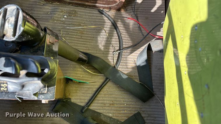 image for item ED2396 1977 Ford 9000 pumper fire truck