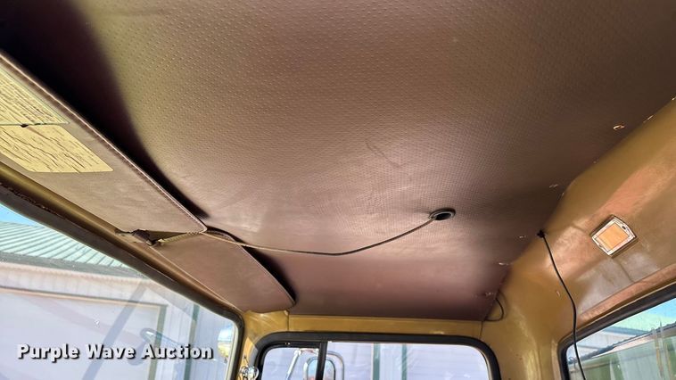 image for item ED2396 1977 Ford 9000 pumper fire truck