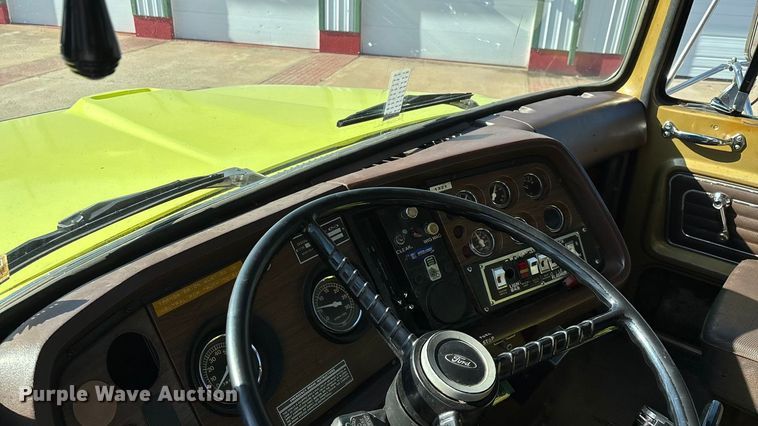 image for item ED2396 1977 Ford 9000 pumper fire truck