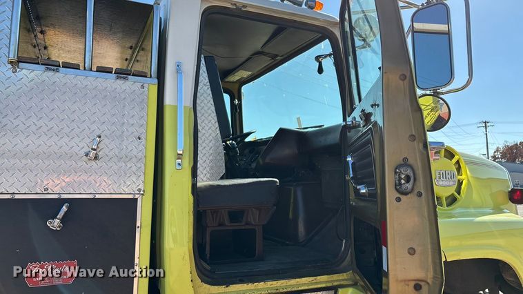 image for item ED2396 1977 Ford 9000 pumper fire truck