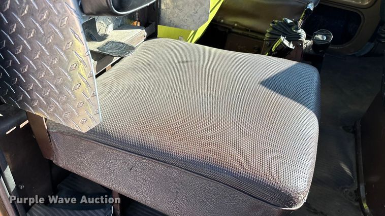 image for item ED2396 1977 Ford 9000 pumper fire truck