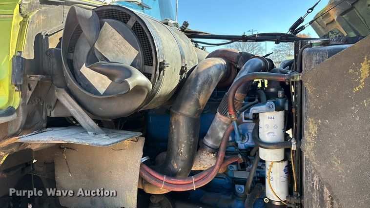 image for item ED2396 1977 Ford 9000 pumper fire truck