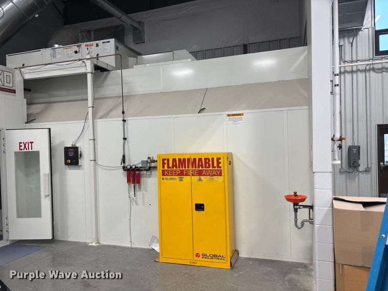 image for item EE4347 2020 Global Finishing Solutions Performer XD paint booth