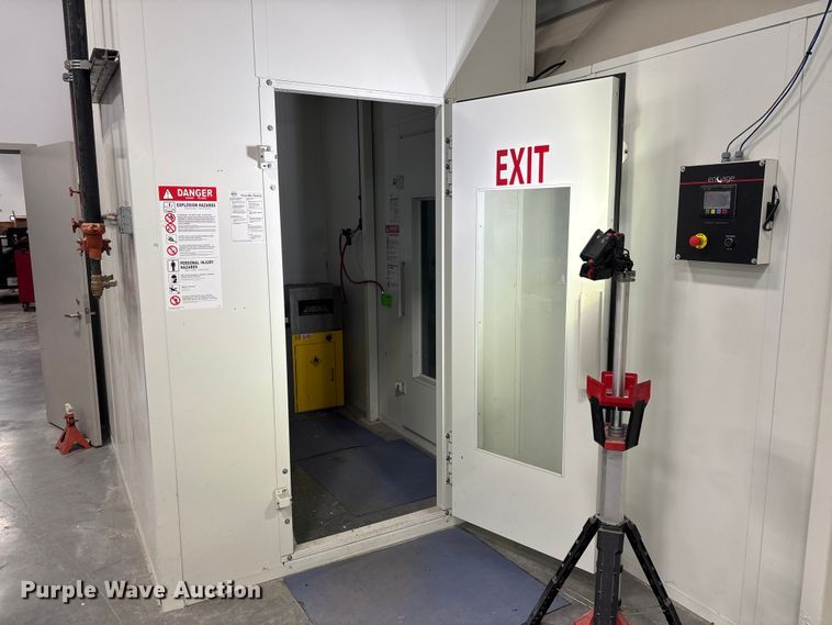 image for item EE4347 2020 Global Finishing Solutions Performer XD paint booth