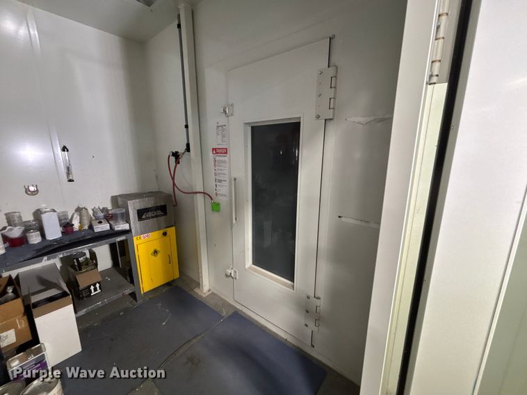 image for item EE4347 2020 Global Finishing Solutions Performer XD paint booth