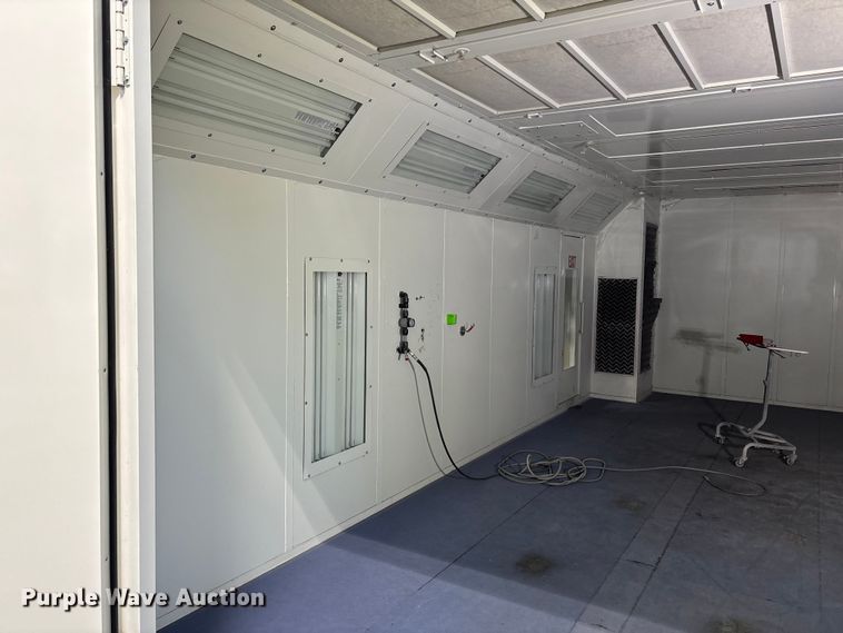 image for item EE4347 2020 Global Finishing Solutions Performer XD paint booth