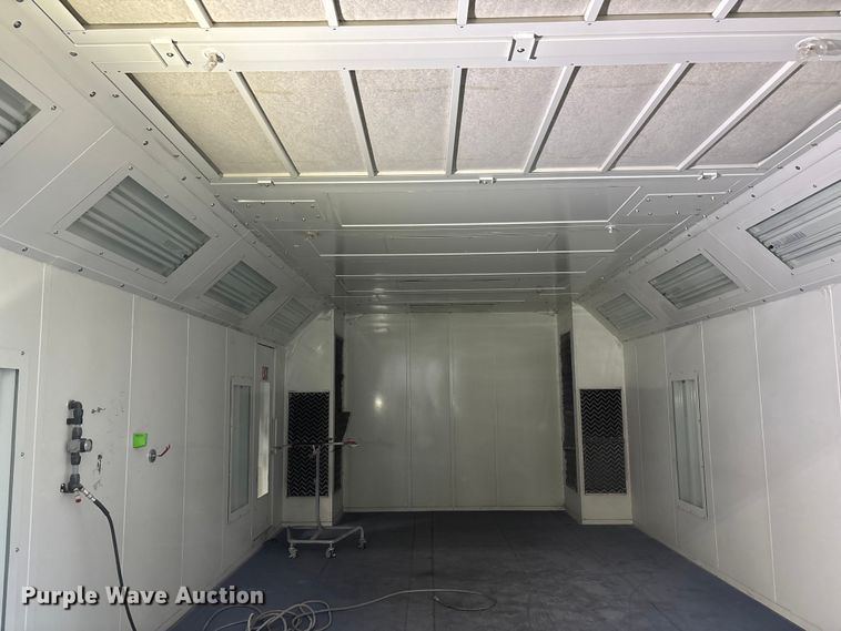 image for item EE4347 2020 Global Finishing Solutions Performer XD paint booth