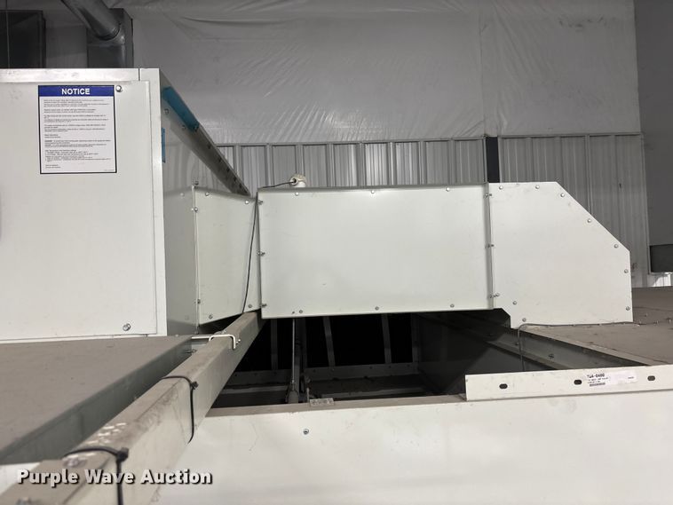 image for item EE4347 2020 Global Finishing Solutions Performer XD paint booth