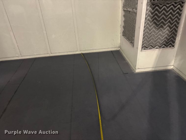 image for item EE4347 2020 Global Finishing Solutions Performer XD paint booth