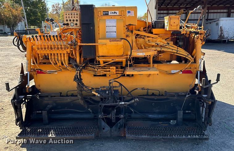 image for item EG8280 2005 LeeBoy L1000 T paver