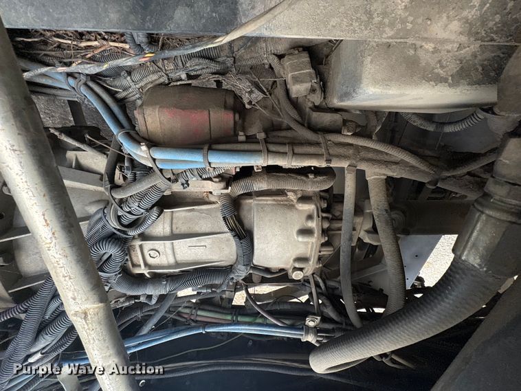 image for item EG8283 2002 Freightliner FC70 street sweeper