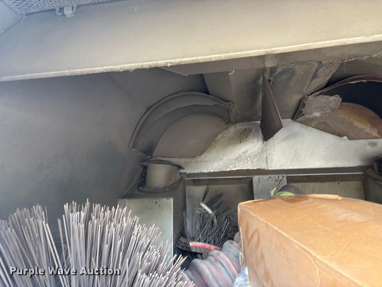 image for item EG8283 2002 Freightliner FC70 street sweeper