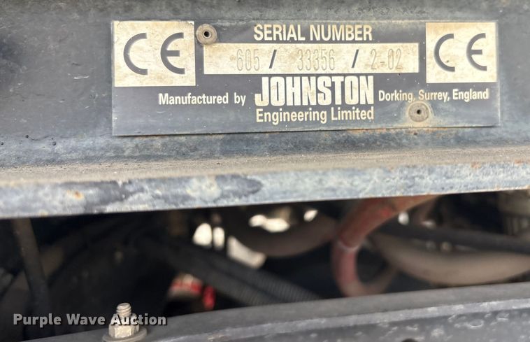 image for item EG8283 2002 Freightliner FC70 street sweeper