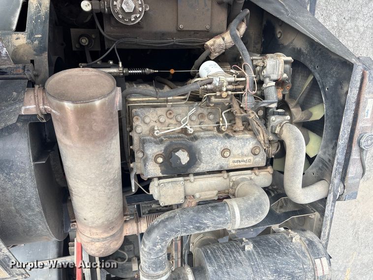 image for item EG8283 2002 Freightliner FC70 street sweeper