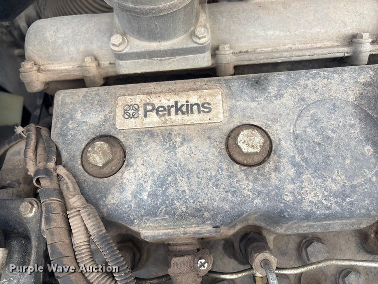 image for item EG8283 2002 Freightliner FC70 street sweeper