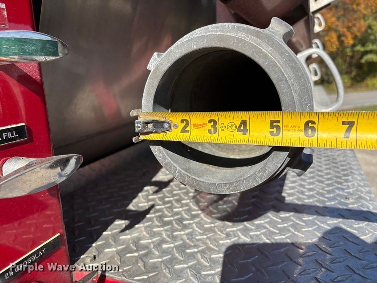 image for item EJ7706 1988 International F2554 pumper fire truck