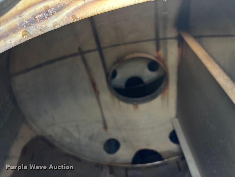 image for item EJ7706 1988 International F2554 pumper fire truck