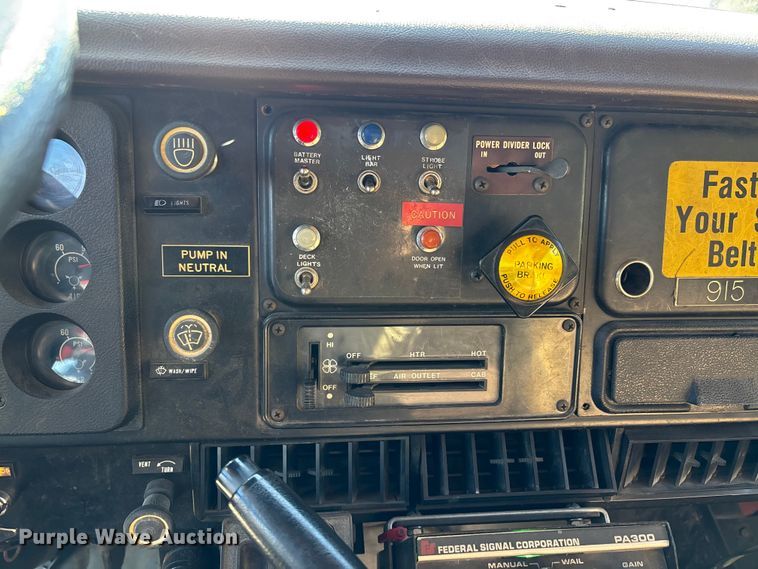 image for item EJ7706 1988 International F2554 pumper fire truck