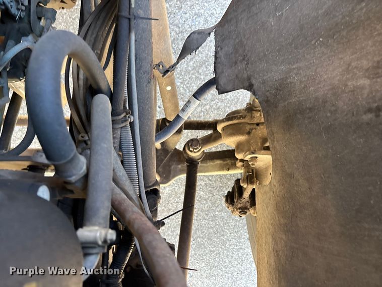 image for item EJ7706 1988 International F2554 pumper fire truck