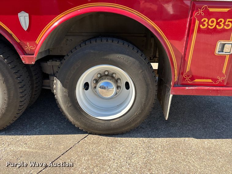 image for item EJ7706 1988 International F2554 pumper fire truck