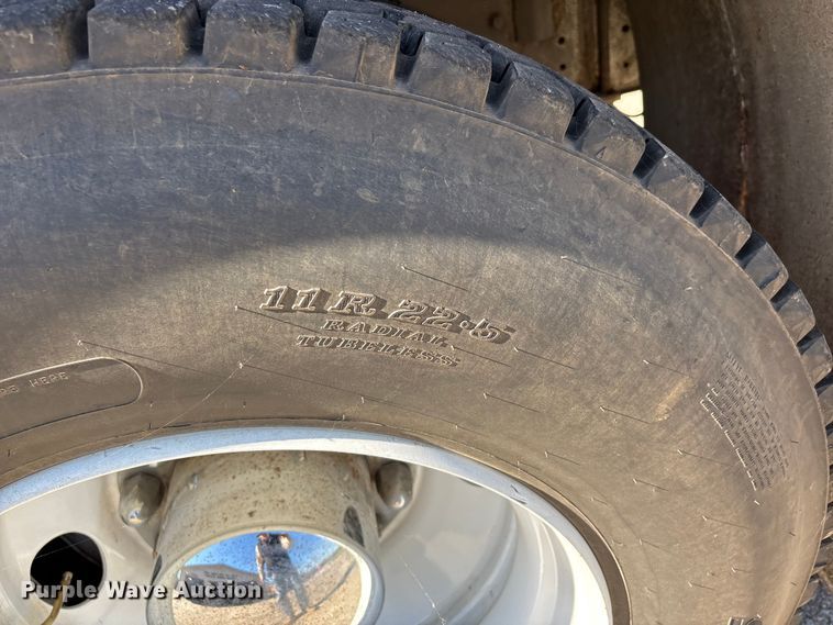 image for item EJ7706 1988 International F2554 pumper fire truck