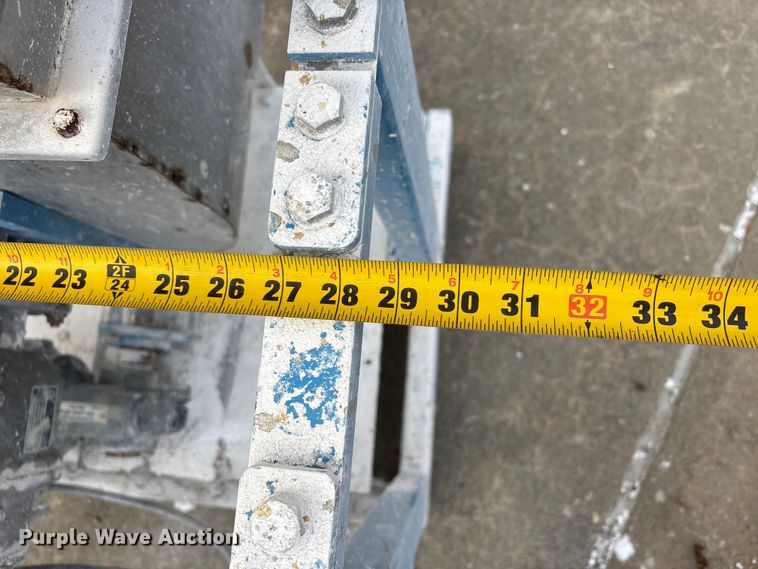 image for item EJ7752  (3) single screw feeders with scales