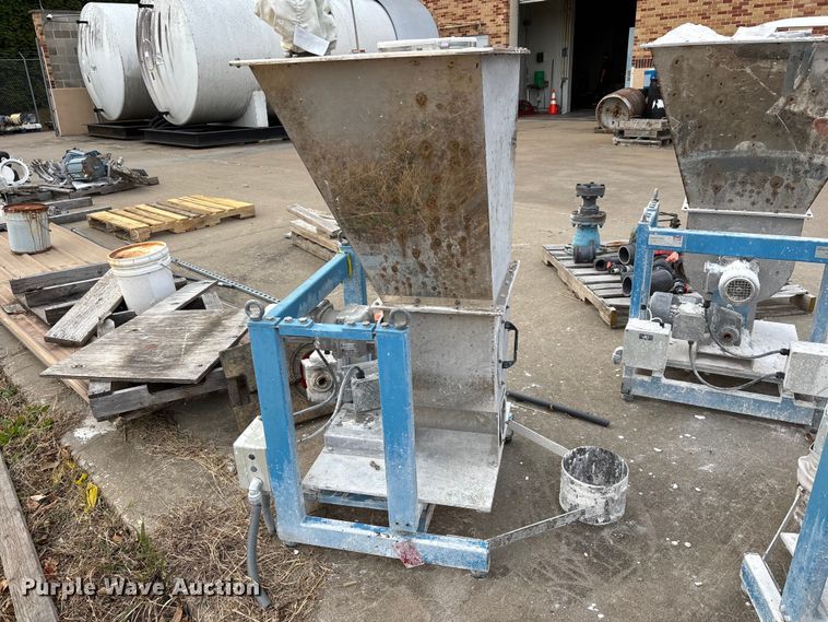 image for item EJ7752  (3) single screw feeders with scales