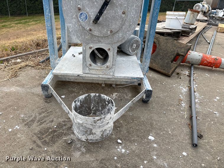 image for item EJ7752  (3) single screw feeders with scales