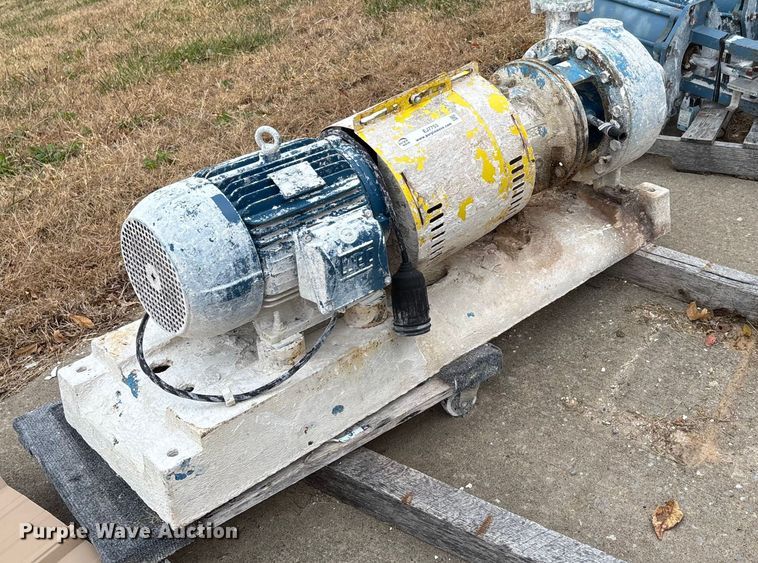 image for item EJ7753 Electric motor with pump