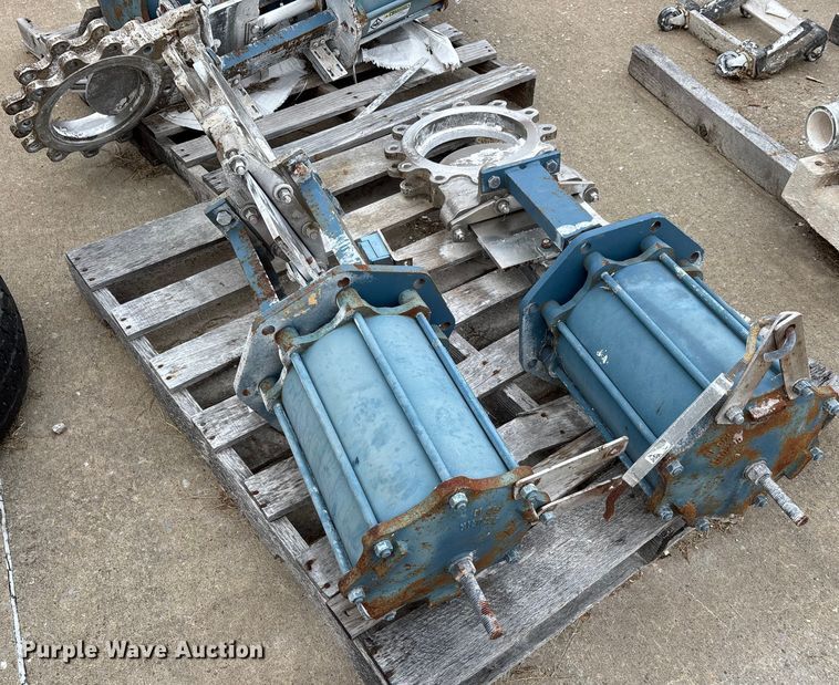 image for item EJ7753 Electric motor with pump