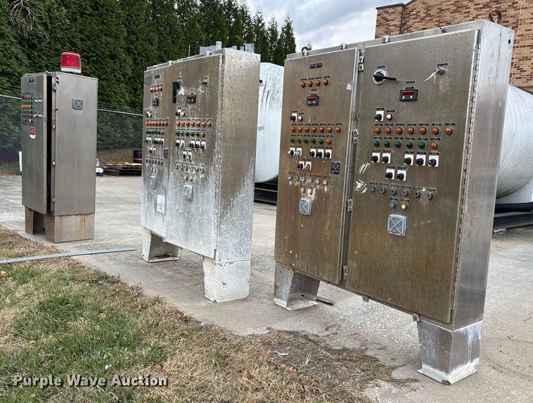 image for item EJ7755 (5) electrical control cabinets 