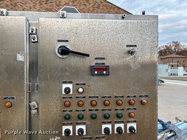 image for item EJ7755 (5) electrical control cabinets 