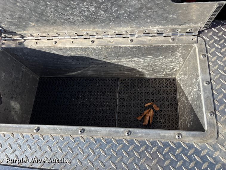 image for item EM6167 2006 American LaFance Metropolitan pumper fire truck