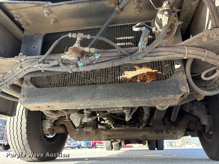 image for item EM6167 2006 American LaFance Metropolitan pumper fire truck