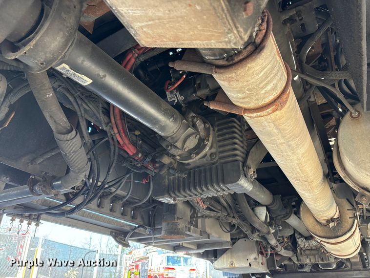 image for item EM6167 2006 American LaFance Metropolitan pumper fire truck