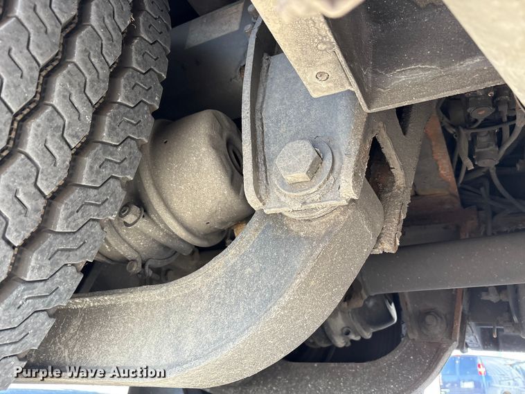 image for item EM6167 2006 American LaFance Metropolitan pumper fire truck